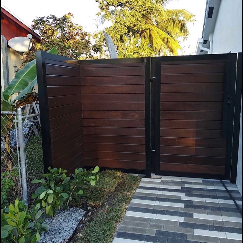 Wood and metal gate